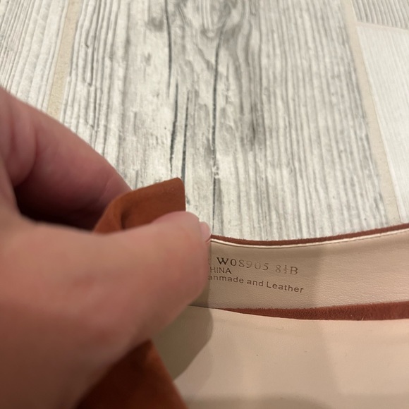 Cole Haan Mabel Suede Tassel Pump size 8.5 - Picture 10 of 12